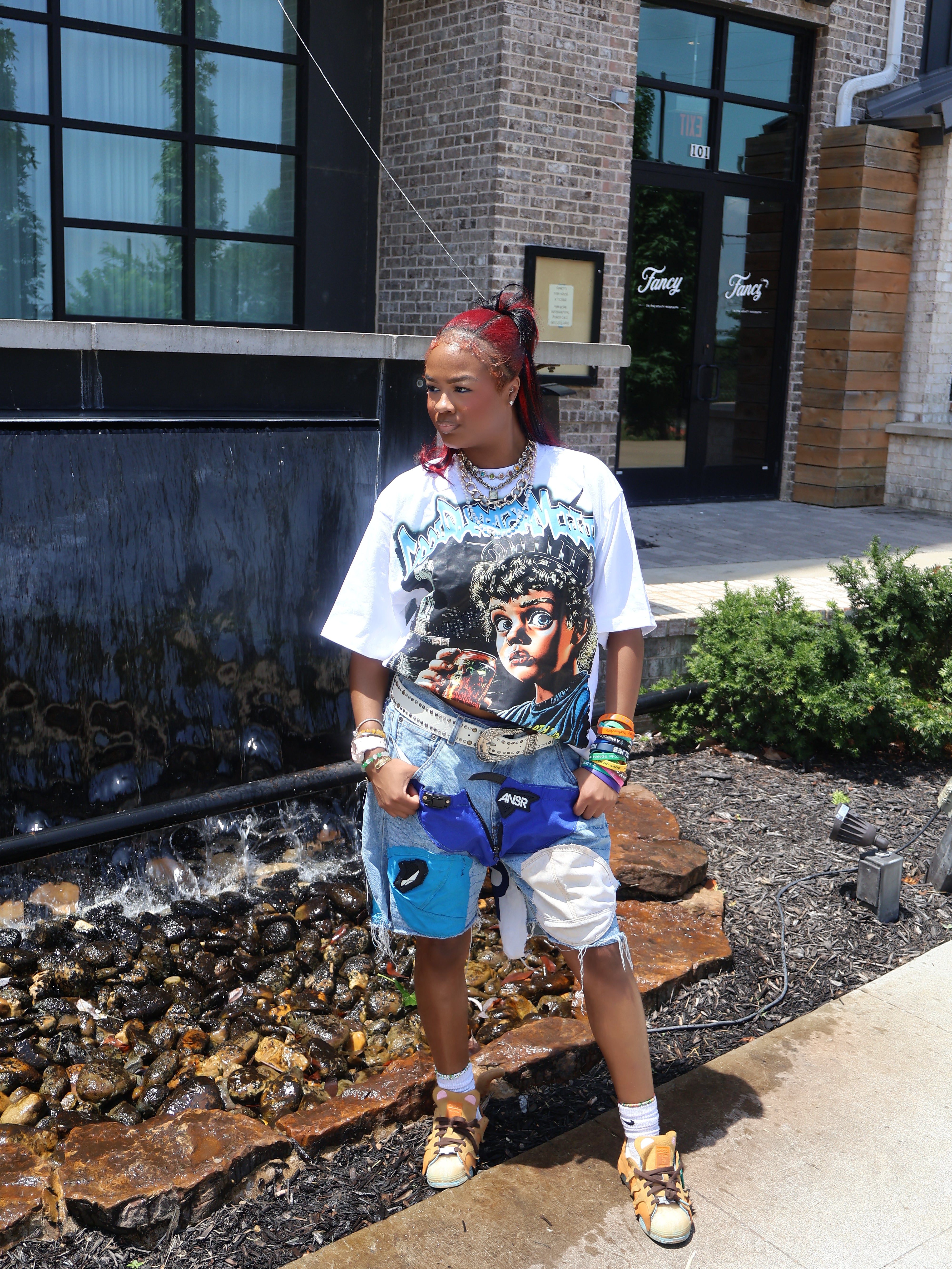 LIBERTY STREETS OVERSIZED TEE -WHITE